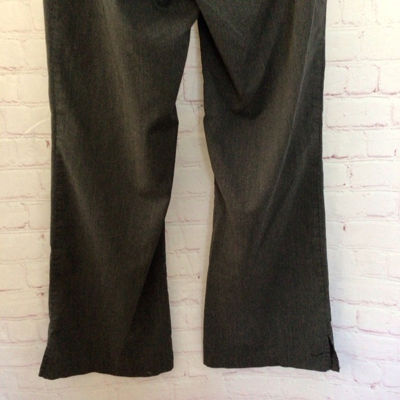 Grey’s Anatomy Grey Scrub Pants - Picture 6 of 10